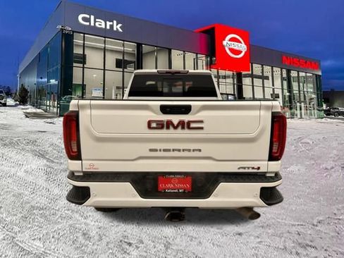 Used 2023 GMC Sierra 3500 AT4 w/ AT4 Preferred Package image 6