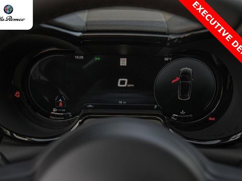 New 2025 Alfa Romeo Tonale w/ Premium Package image 15