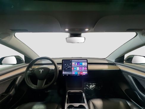 Used 2021 Tesla Model 3 Standard Range Plus RWD image 16