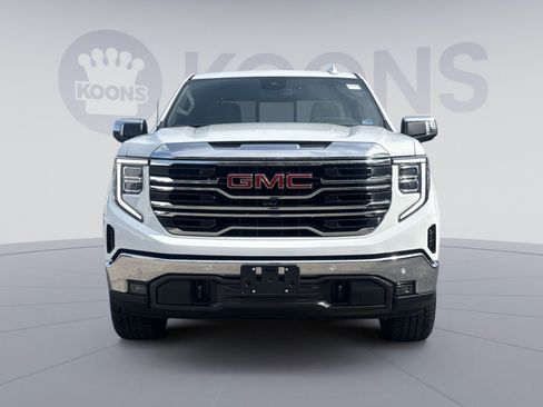 New 2026 GMC Sierra 1500 SLT w/ SLT Premium Plus Package AWD/4WD image 11
