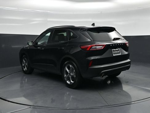 Used 2025 Ford Escape ST-Line FWD image 7