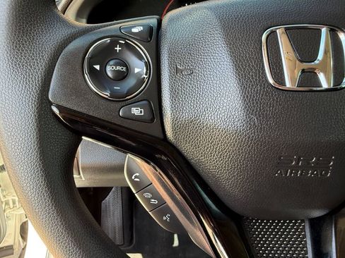 Used 2016 Honda HR-V EX image 27