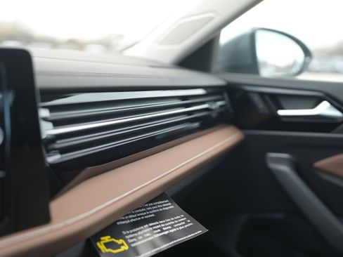 New 2026 Volkswagen Jetta SEL image 30