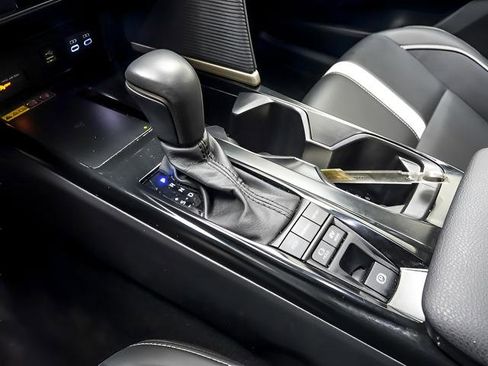 Certified 2025 Toyota Camry SE image 16