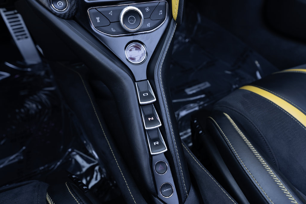 Used 2021 McLaren 720S Luxury RWD image 37