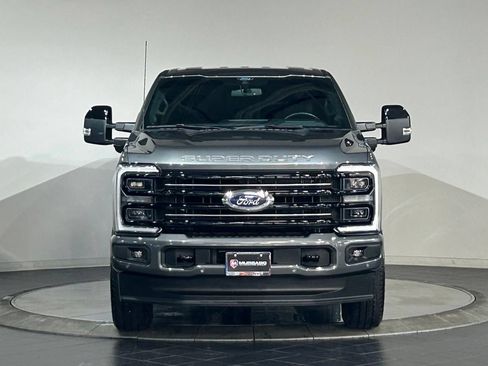 Used 2026 Ford F250 Platinum w/ FX4 Off-Road Package AWD/4WD image 3