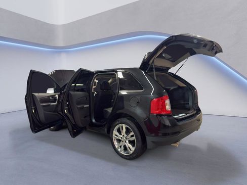 Used 2014 Ford Edge Limited w/ Equipment Group 301A AWD/4WD image 10