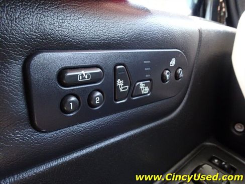 Used 2005 HUMMER H2 w/ Preferred Equipment Group AWD/4WD image 23
