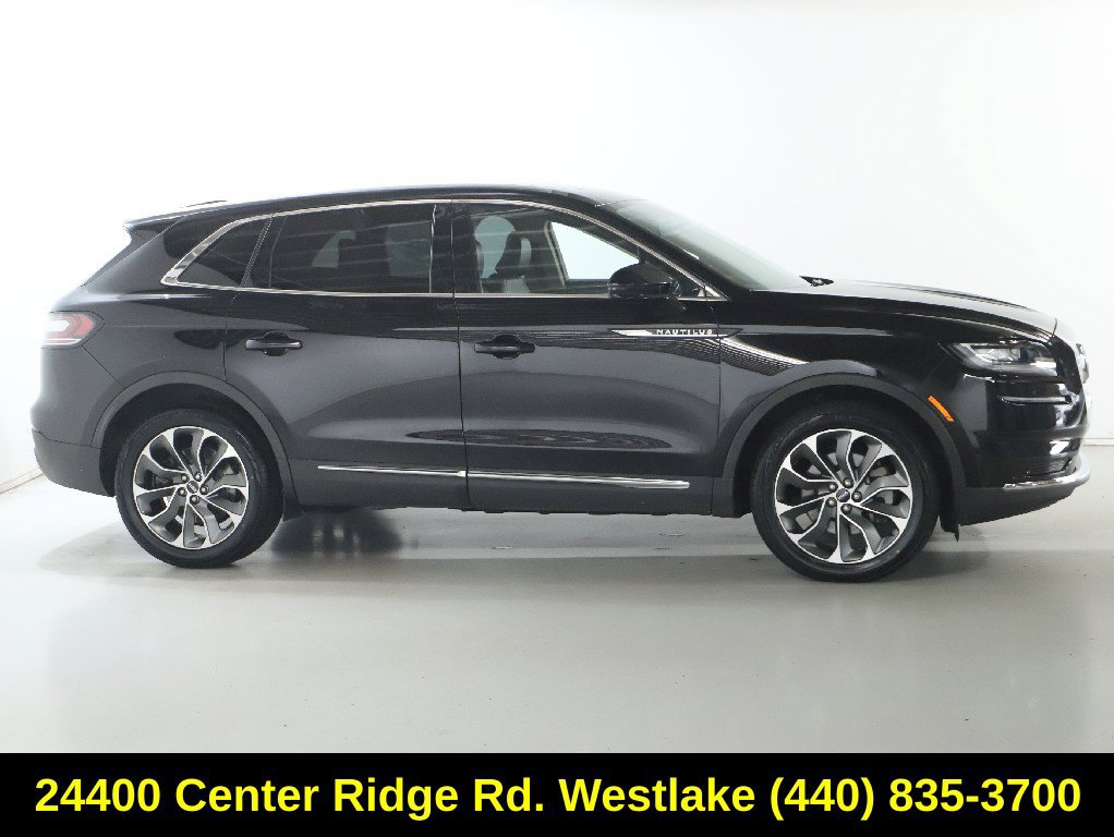 Certified 2021 Lincoln Nautilus Reserve AWD/4WD image 11