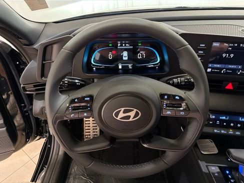 Used 2026 Hyundai Elantra Sport FWD image 13