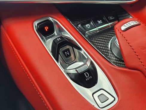 Used 2021 Chevrolet Corvette Stingray Premium Cpe w/ Z51 Performance Package RWD image 18