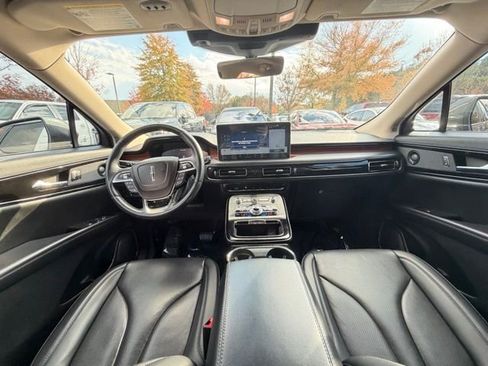 Certified 2021 Lincoln Nautilus Reserve w/ Equipment Group 201A image 12