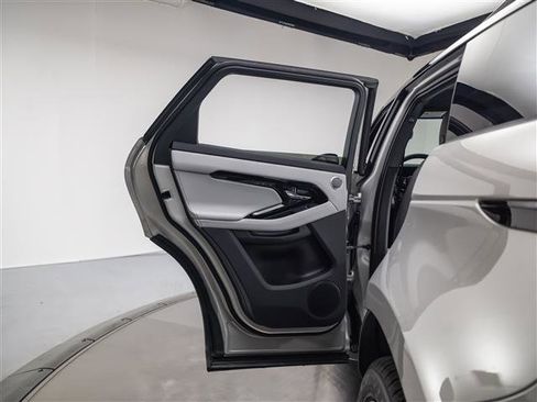 New 2026 Land Rover Range Rover Evoque S image 25