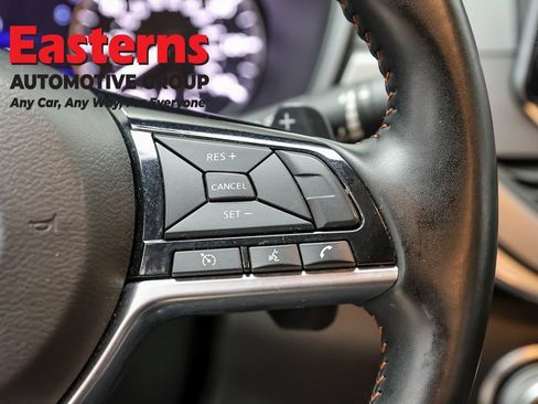 Used 2025 Nissan Altima 2.5 SR FWD image 16