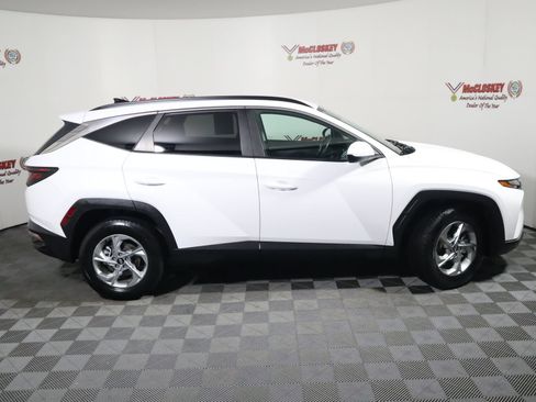 Used 2024 Hyundai Tucson SEL AWD/4WD image 3