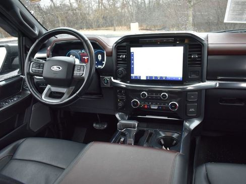 Used 2022 Ford F150 Lariat w/ Equipment Group 502A High image 32