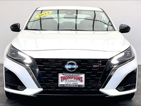 Used 2023 Nissan Altima 2.5 SR image 2