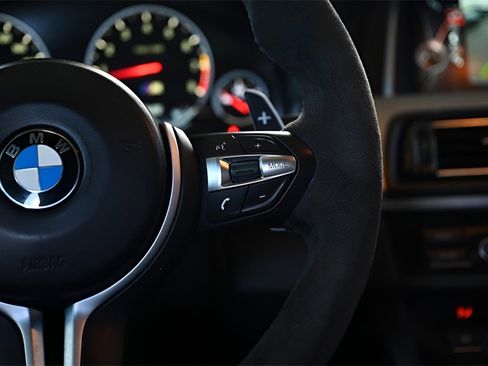 Used 2015 BMW M5 image 37