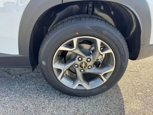 New 2026 Chevrolet Trax LT w/ Driver Confidence Package image 3