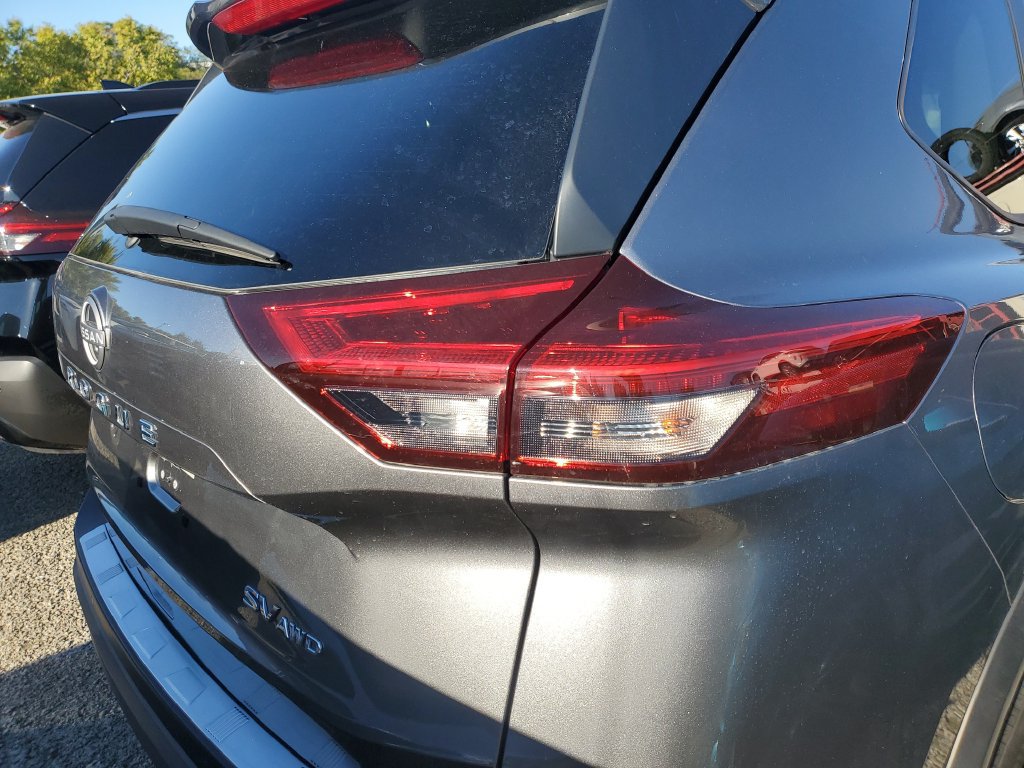 Certified 2023 Nissan Rogue SV AWD/4WD image 19