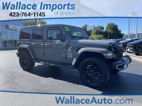 Used 2022 Jeep Wrangler Unlimited Sahara w/ Cold Weather Group AWD/4WD image 1