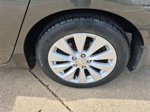 Used 2013 Honda Accord EX-L image 9