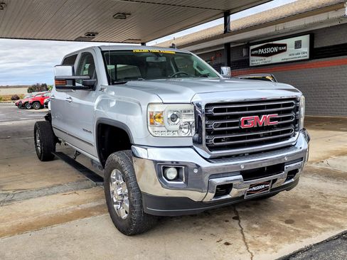 Used 2015 GMC Sierra 3500 SLT w/ Duramax Plus Package image 7
