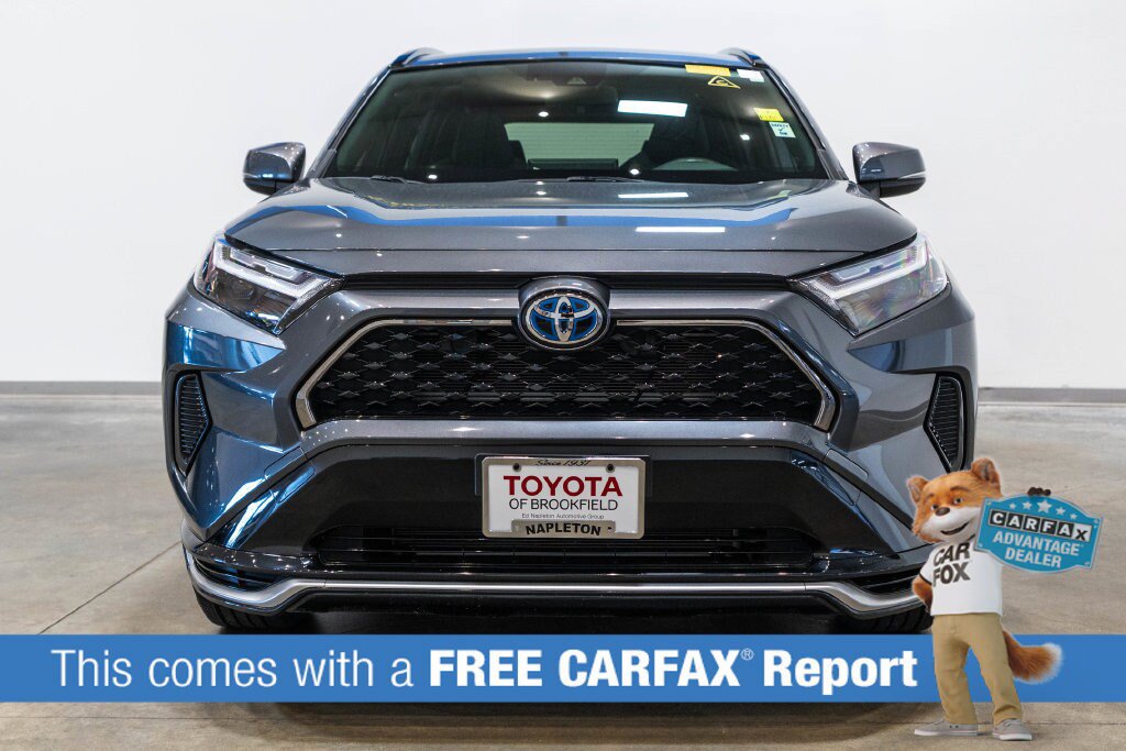 Used 2023 Toyota RAV4 SE w/ Weather & Moonroof Package AWD/4WD image 2