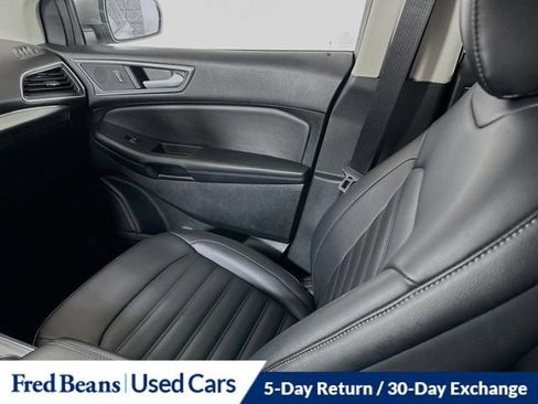 Used 2022 Ford Edge SEL w/ Convenience Package AWD/4WD image 25