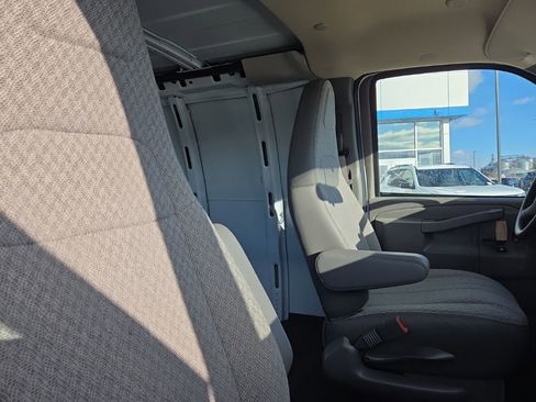 New 2025 Chevrolet Express 3500 Extended w/ Driver Convenience Package RWD image 17