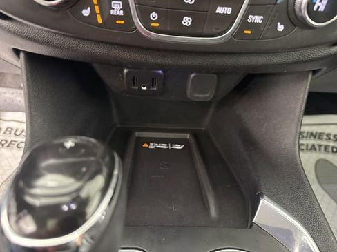 Used 2019 Chevrolet Traverse Premier w/ Redline Edition image 43