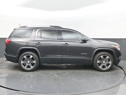 Used 2019 GMC Acadia SLT w/ LPO, Floor Liner Package image 10