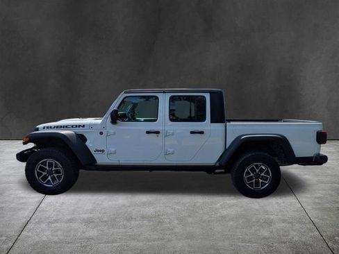 Used 2024 Jeep Gladiator Rubicon w/ Safety Group AWD/4WD image 7