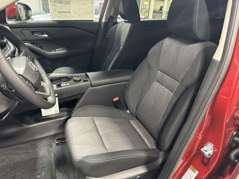 New 2026 Nissan Rogue SV w/ Cold Weather Package AWD/4WD image 24