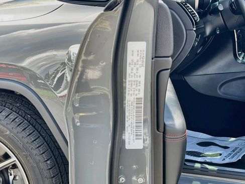 Used 2019 Jeep Grand Cherokee Trailhawk w/ Trailhawk Luxury Group AWD/4WD image 32