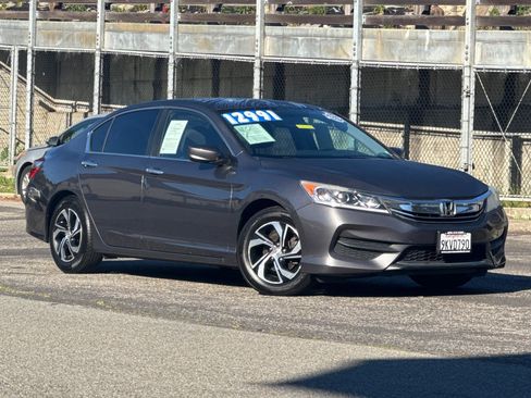 Used 2016 Honda Accord LX image 2