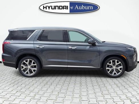 Used 2021 Hyundai Palisade SEL w/ Premium Package FWD image 4