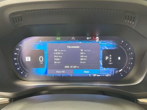 Certified 2023 Volvo XC60 B5 Ultimate w/ Protection Package Premier FWD image 11