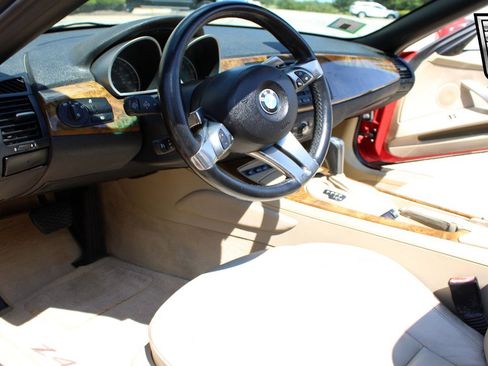 Used 2007 BMW Z4 3.0i image 8