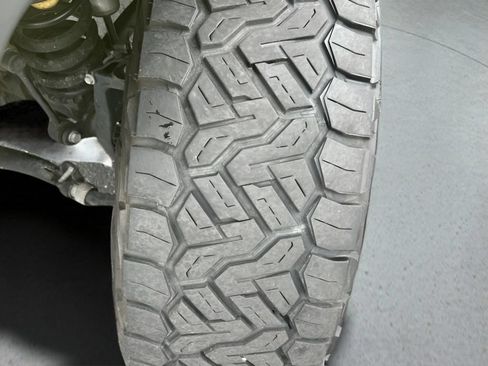 Used 2024 Jeep Wrangler Unlimited Sahara AWD/4WD image 26