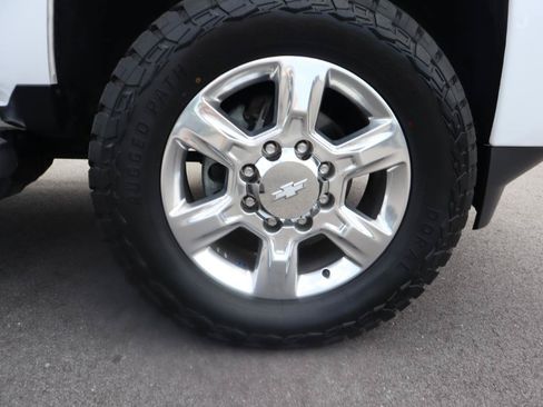 Used 2018 Chevrolet Silverado 2500 LTZ w/ Duramax Plus Package AWD/4WD image 20