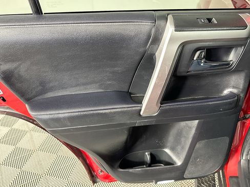 Used 2023 Toyota 4Runner SR5 Premium w/ Moonroof Package RWD image 25