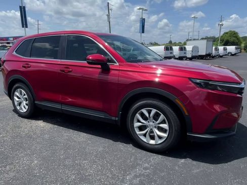 Used 2025 Honda CR-V LX image 2