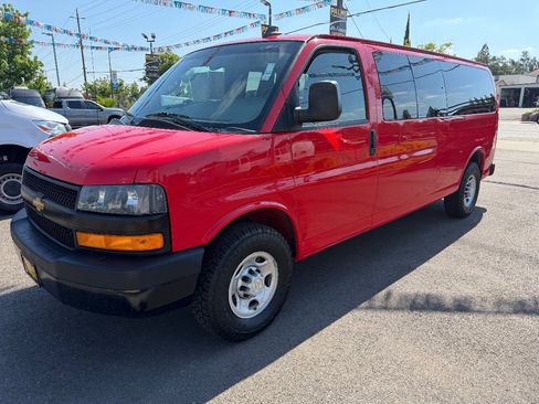 Used 2021 Chevrolet Express 3500 LS w/ Cold Climate Package RWD image 3
