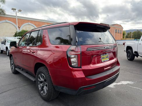 Used 2024 Chevrolet Tahoe Z71 w/ Luxury Package image 6