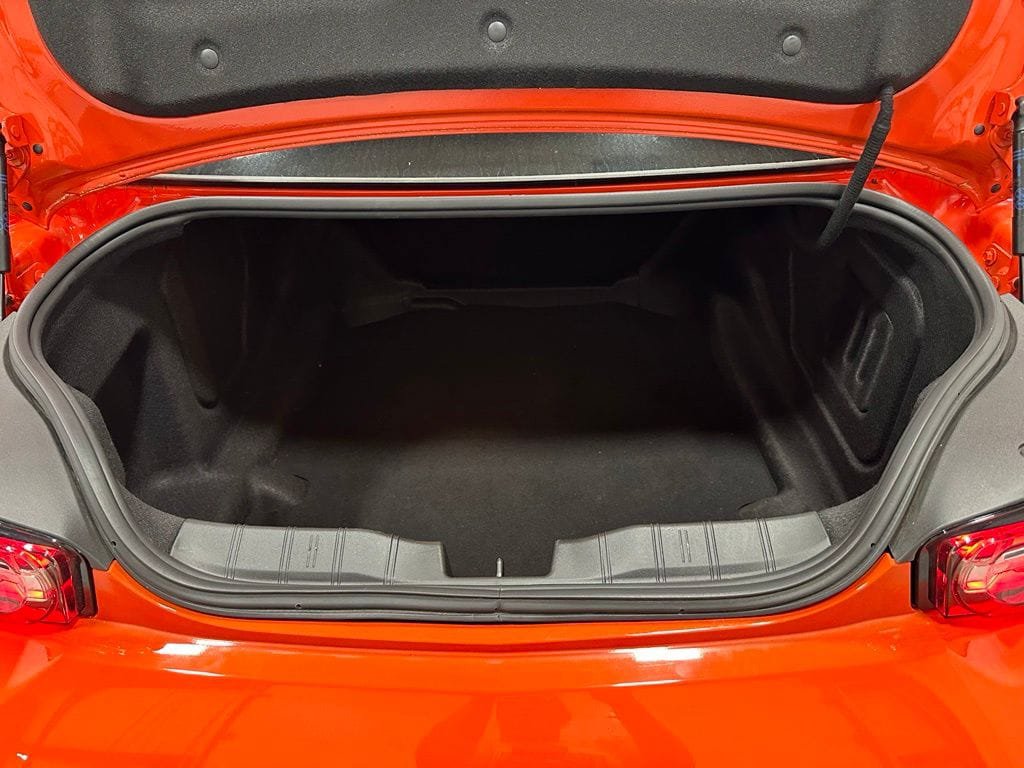 Used 2021 Chevrolet Camaro SS RWD image 43