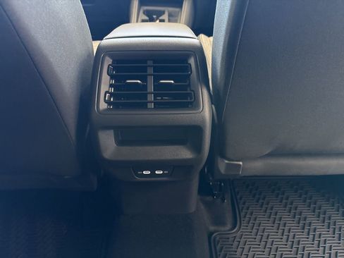 New 2026 Volkswagen Tiguan S FWD image 31