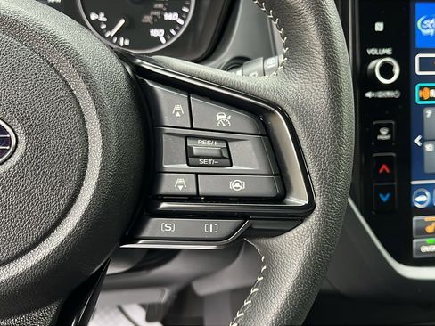 Certified 2025 Subaru Forester Premium AWD/4WD image 14