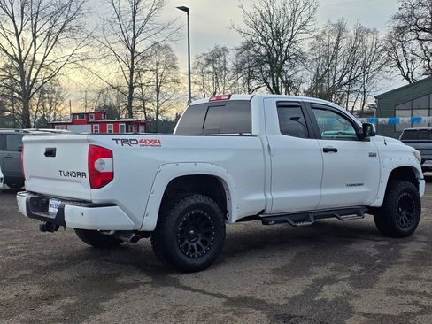 Used 2018 Toyota Tundra SR5 image 33