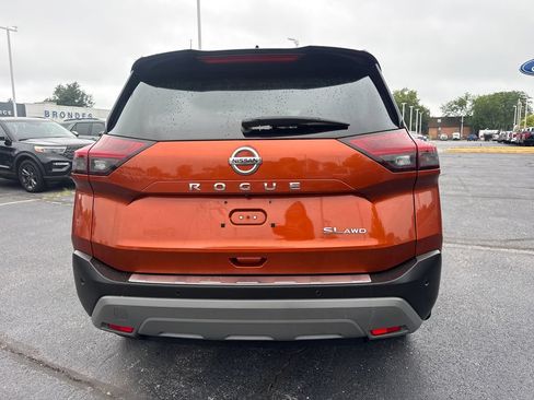 Used 2021 Nissan Rogue SL w/ Premium Package AWD/4WD image 8